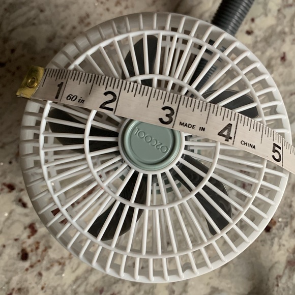 O2COOL Clip On Portable Fan - Picture 8 of 9